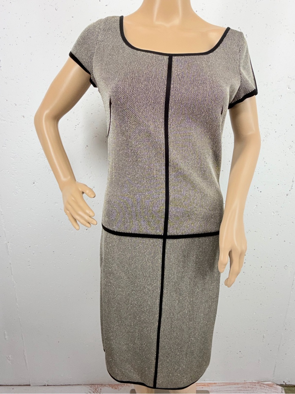 ESCADA size 34 Black & Silver Two Piece Knit Skirt Set